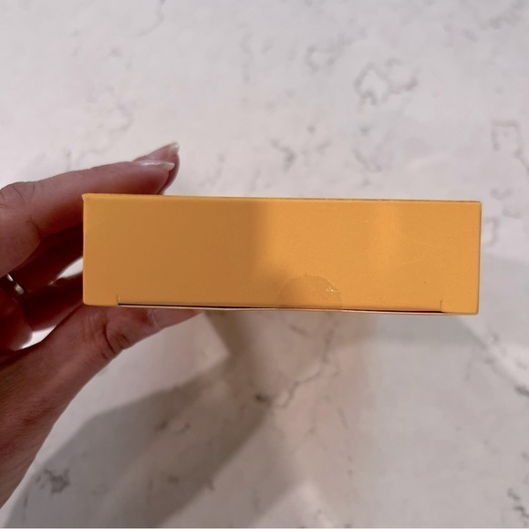 HELLO KITTY X CHUCKY Large Enamel Pin Universal Parks Exclusive - Picture 5 of 8